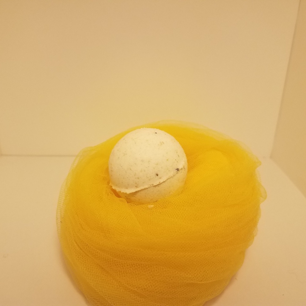 10 Golf Ball Lavender Oatmeal Bath Bombs